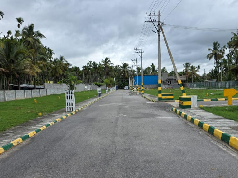 9 M Roads